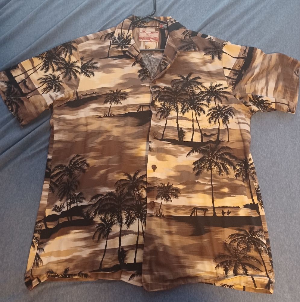 RJC Vintag Hawaiian Print Shirt Medium